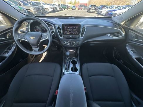 Used 2024 Chevrolet Malibu LT w/ Sport Edition image 19