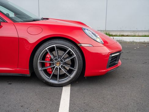 Used 2022 Porsche 911 Carrera S image 9