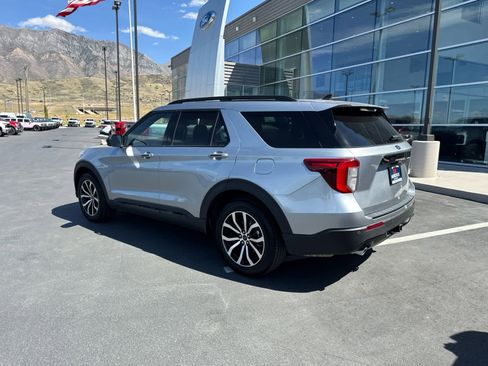 Certified 2023 Ford Explorer ST-Line w/ Class IV Trailer Tow Package AWD/4WD image 8