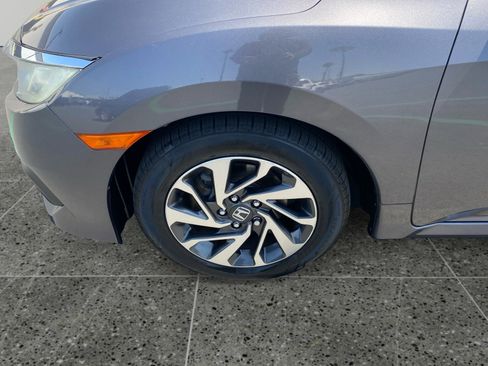 Used 2018 Honda Civic EX image 14