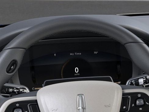 New 2025 Lincoln Corsair Grand Touring image 13