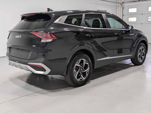 Certified 2023 Kia Sportage LX image 8