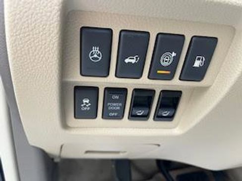 Used 2014 Nissan Murano LE w/ Platinum Edition Package image 32