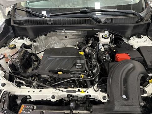 Certified 2022 Buick Encore GX Preferred w/ Cold Weather Comfort Package FWD image 26