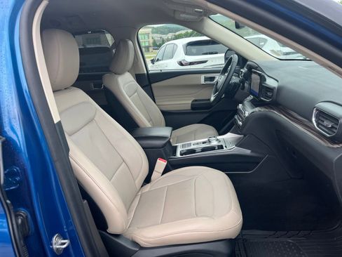 Used 2020 Ford Explorer Limited RWD image 41