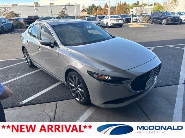 Used 2024 MAZDA MAZDA3 s FWD image 1