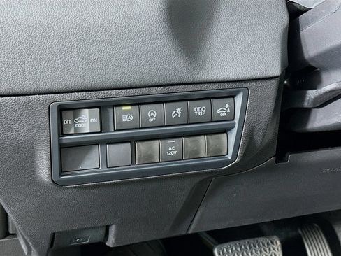 New 2026 Toyota Tundra Limited AWD/4WD image 10
