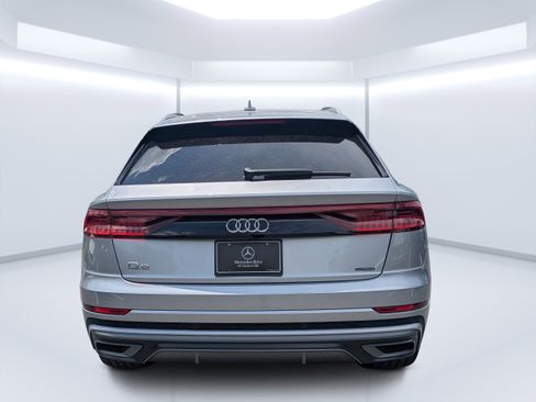 Used 2022 Audi Q8 Premium Plus AWD/4WD image 4