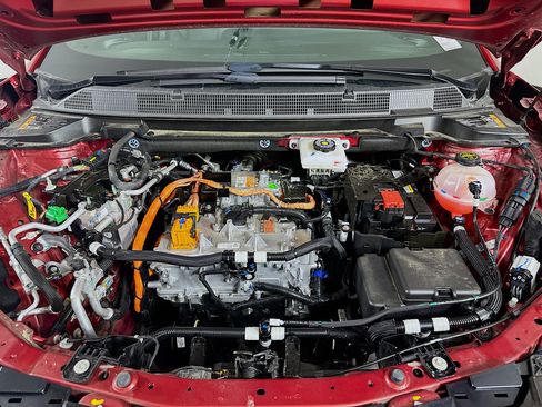 Used 2025 Chevrolet Equinox EV LT w/ Convenience Package image 34