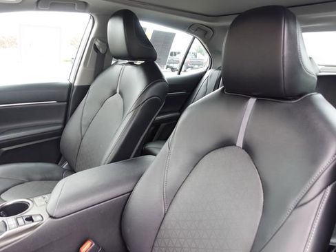 Certified 2023 Toyota Camry XSE FWD image 28