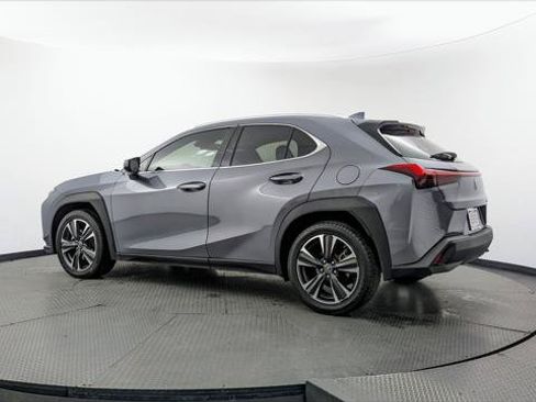 Used 2020 Lexus UX 200 w/ Accessory Package FWD image 6