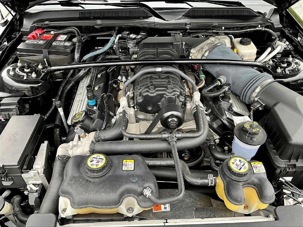 Used 2007 Ford Mustang Shelby GT500 RWD image 29