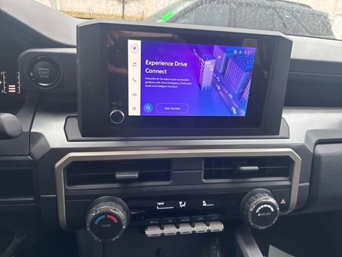 Used 2025 Toyota Tacoma SR5 image 10