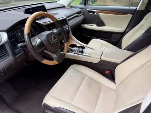 Used 2019 Lexus RX 350 FWD w/ Premium Package image 10