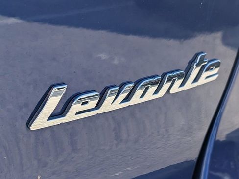 Used 2022 Maserati Levante Modena image 11