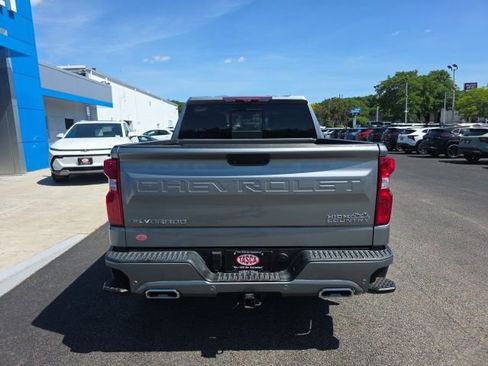 Used 2023 Chevrolet Silverado 1500 High Country AWD/4WD image 3
