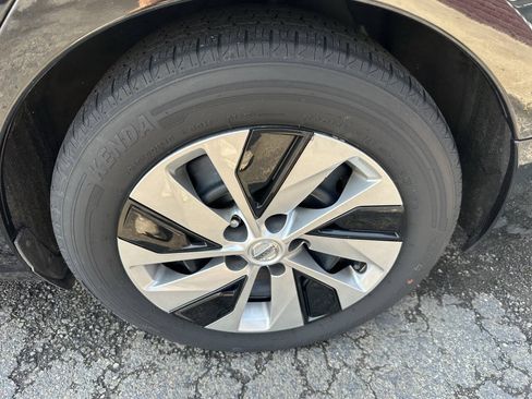 Used 2019 Nissan Altima 2.5 S FWD image 37