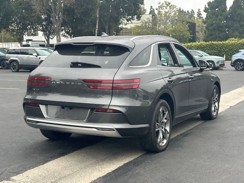 Used 2025 Genesis Electrified GV70 AWD/4WD image 3