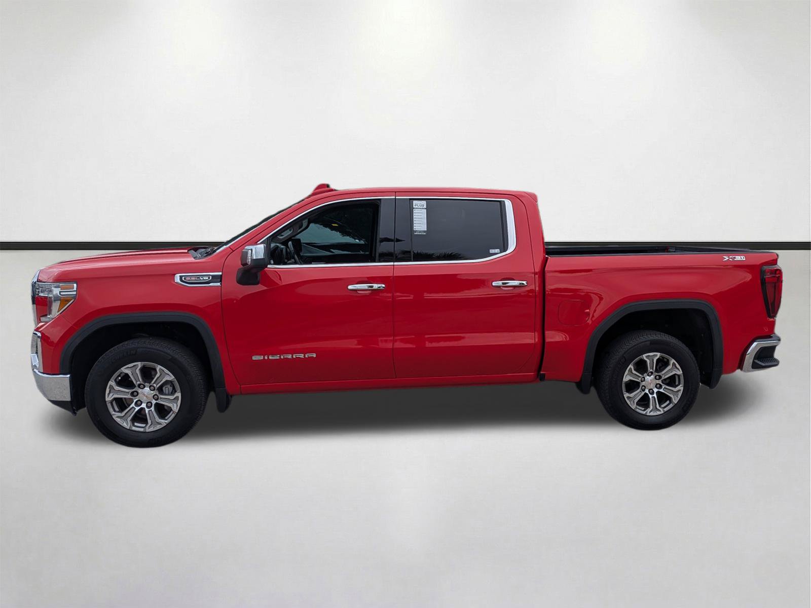 Used 2020 GMC Sierra 1500 SLT w/ X31 Off-Road Package AWD/4WD image 7