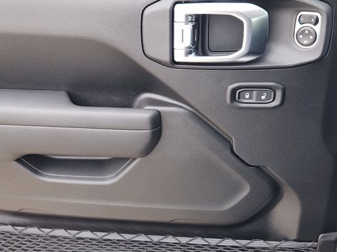 New 2026 Jeep Gladiator Mojave AWD/4WD image 17