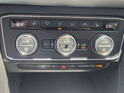 Used 2019 Volkswagen Atlas SE w/ Towing Package AWD/4WD image 25