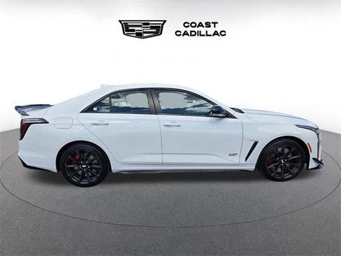 New 2026 Cadillac CT4 V Blackwing w/ Carbon Fiber 1 Package image 5