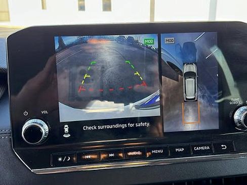 Used 2023 Mitsubishi Outlander SE image 22