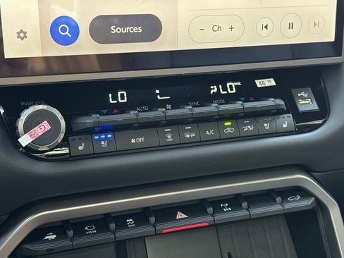 New 2026 Toyota Tundra Platinum AWD/4WD image 23