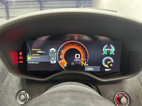 Used 2020 McLaren 600LT Spider RWD image 39