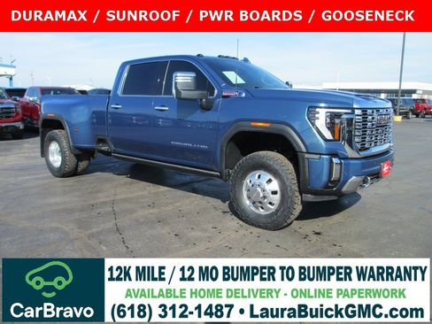 Used 2025 GMC Sierra 3500 Denali w/ Denali Reserve Package image 1
