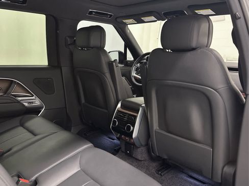 Used 2023 Land Rover Range Rover Long Wheelbase SE AWD/4WD image 20