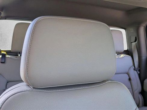 Used 2019 Chevrolet Silverado 1500 LTZ image 15