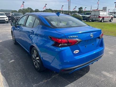 Used 2021 Nissan Versa SV FWD image 20