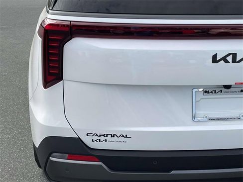 New 2026 Kia Carnival SX Prestige image 10