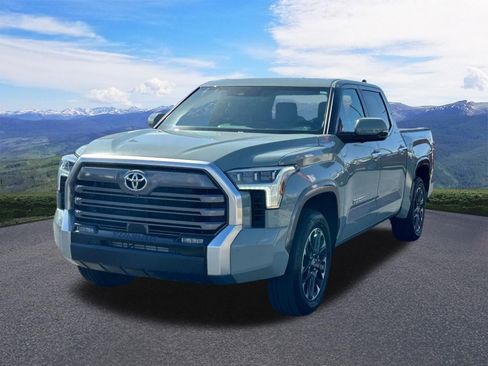 Used 2025 Toyota Tundra Limited image 1