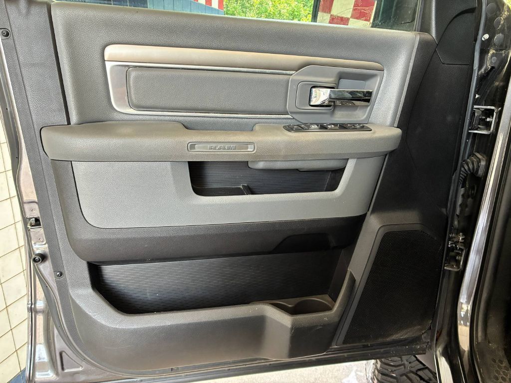 Used 2017 RAM 1500 Big Horn AWD/4WD image 11