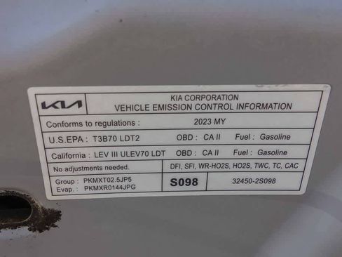 Certified 2023 Kia Sorento SX image 27