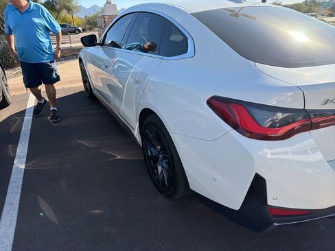 Certified 2022 BMW i4 eDrive40 image 4