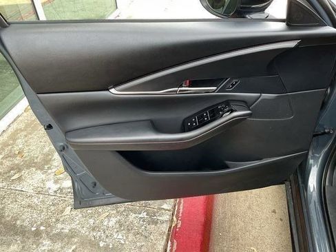 Used 2025 MAZDA CX-30 AWD 2.5 S w/ Preferred Package image 9