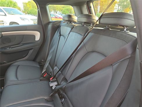 Used 2023 MINI Cooper Countryman S w/ Signature Upholstery Package image 10