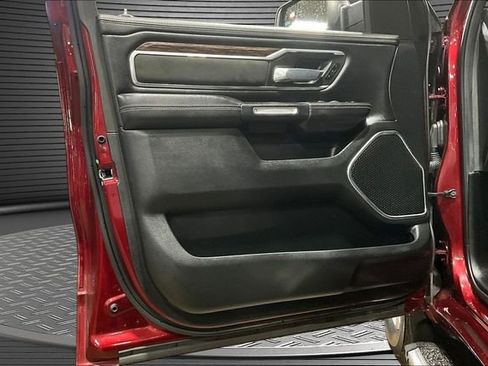 Used 2020 RAM 1500 Laramie AWD/4WD image 19