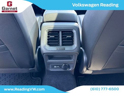 Used 2021 Volkswagen Tiguan SE w/ Panoramic Sunroof Package AWD/4WD image 36