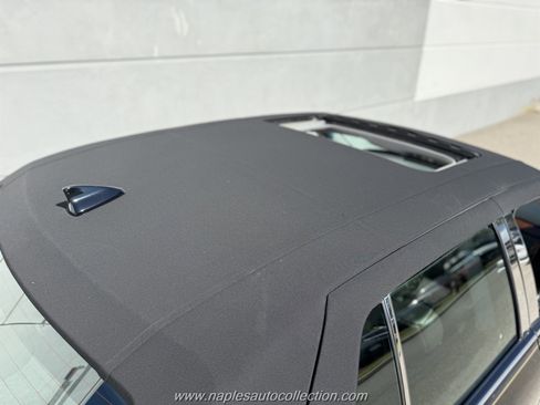 Used 2011 Cadillac DTS Premium image 19