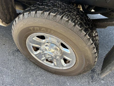 Used 2016 RAM 3500 Tradesman w/ Chrome Appearance Group image 21