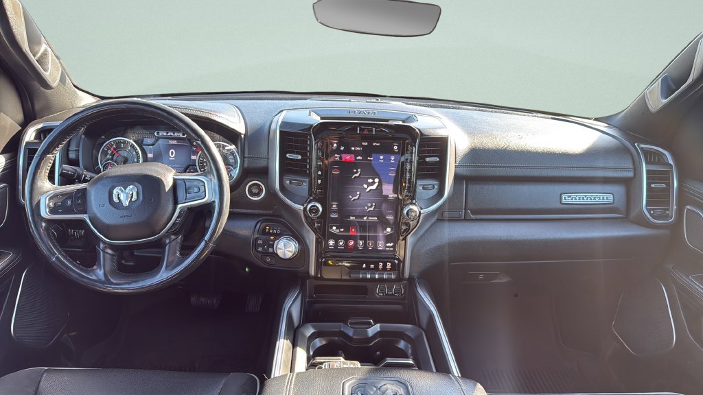 Used 2021 RAM 1500 Laramie AWD/4WD image 2