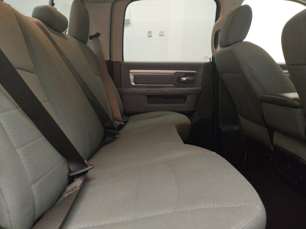 Used 2020 RAM 1500 Classic SLT RWD image 19