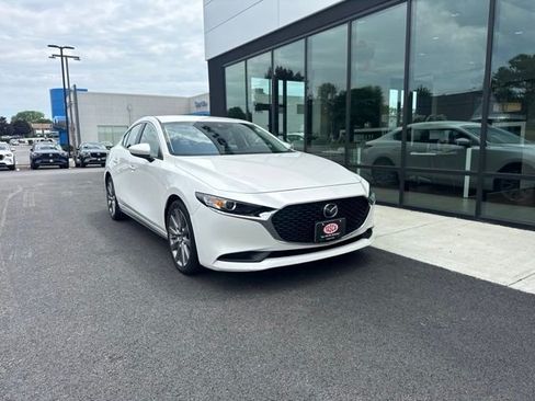 Used 2023 MAZDA MAZDA3 s FWD image 1