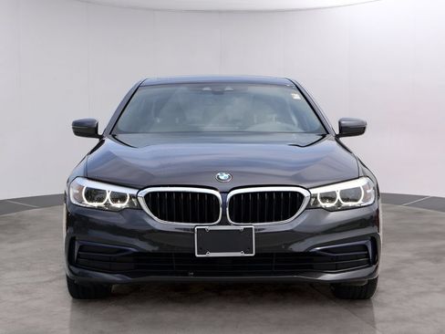 Used 2019 BMW 530i xDrive w/ Convenience Package AWD/4WD image 2