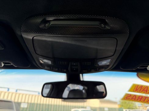 Used 2017 Lincoln Continental Reserve w/ Technology Package image 44