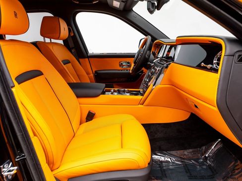 New 2026 Rolls-Royce Cullinan image 50